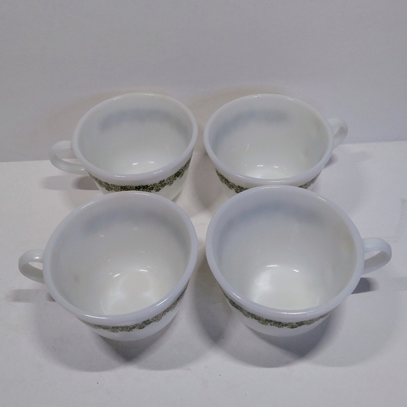 Vintage Pyrex Green Crazy Daisy Spring Blossom Milk Glass Coffee Cups Set of 4 - Picture 6 of 7